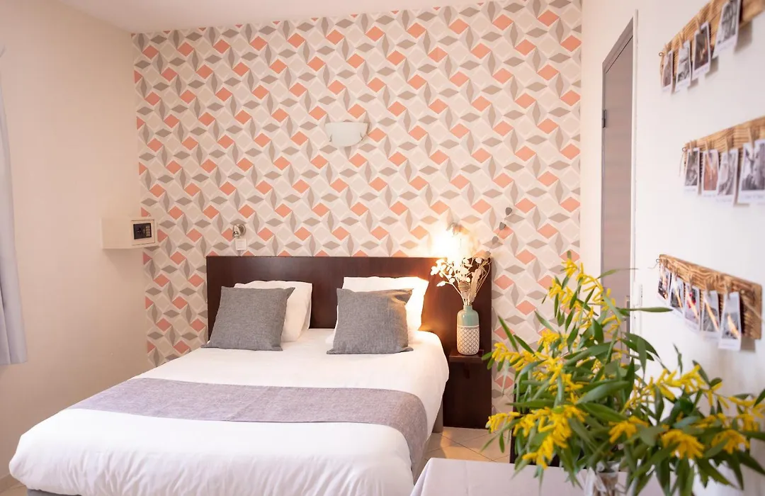 Hotel Et Appartements Reine D'Azur-1