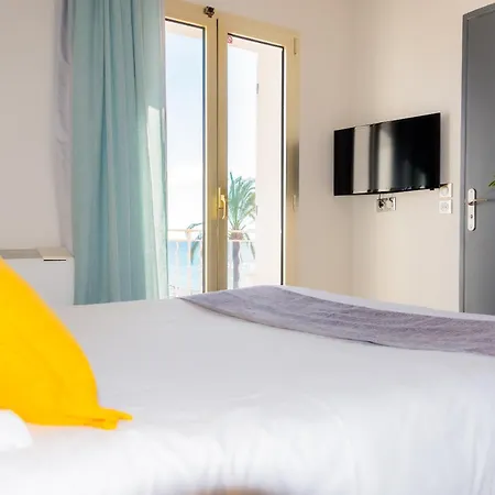 Hotel Et Appartements Reine D'Azur-3